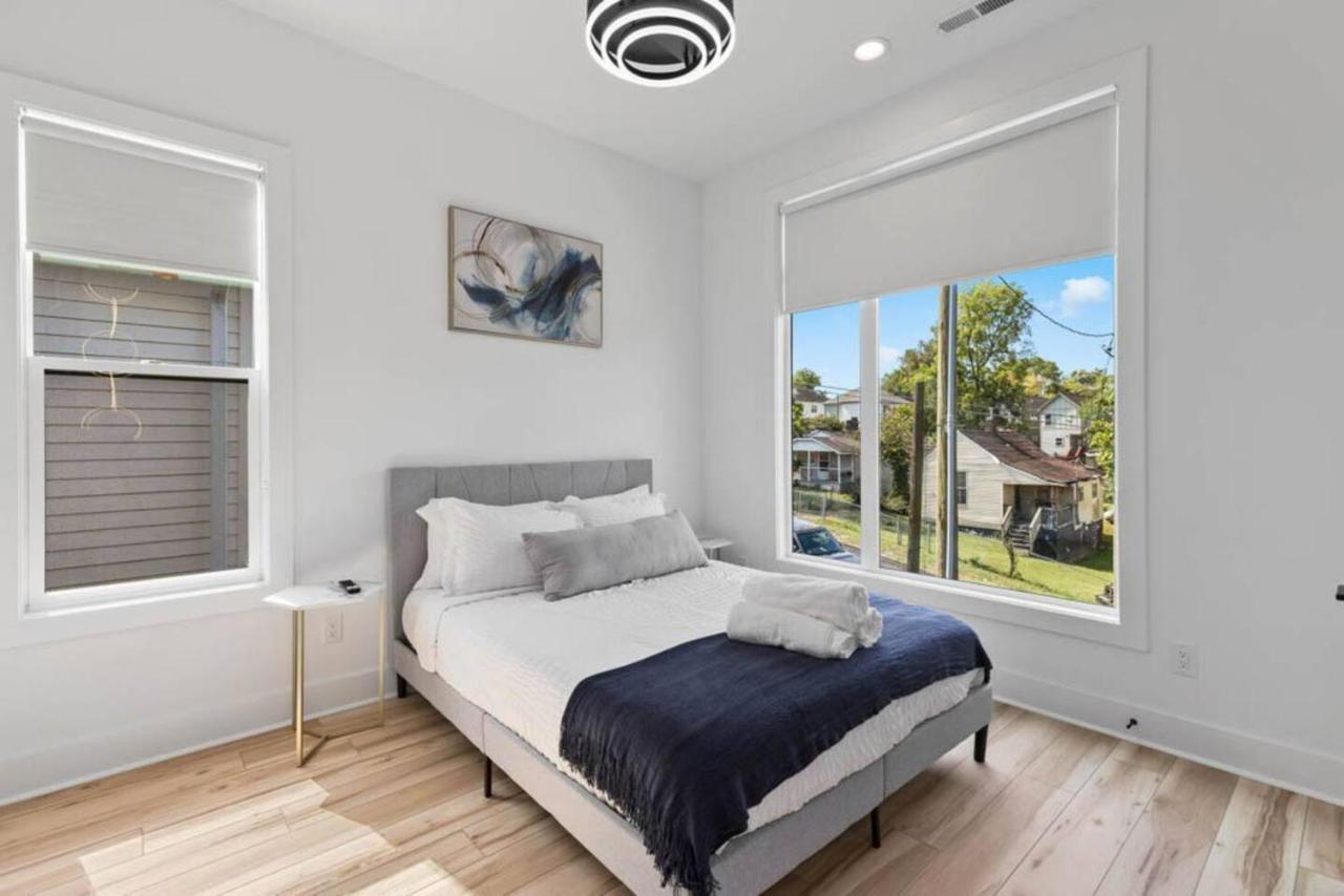 Urban Oasis: Modern Luxury Near Downtown Holiday home Nashville